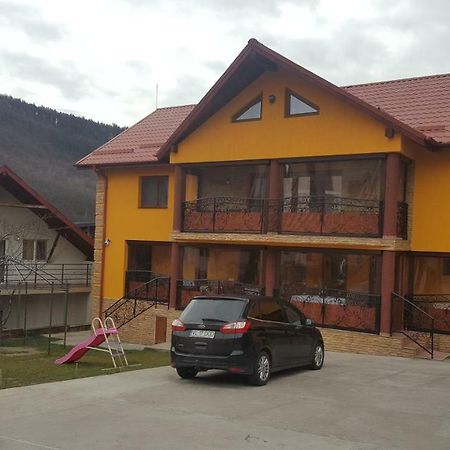 Hotel Casa Dodoc Caciulata Exteriér fotografie